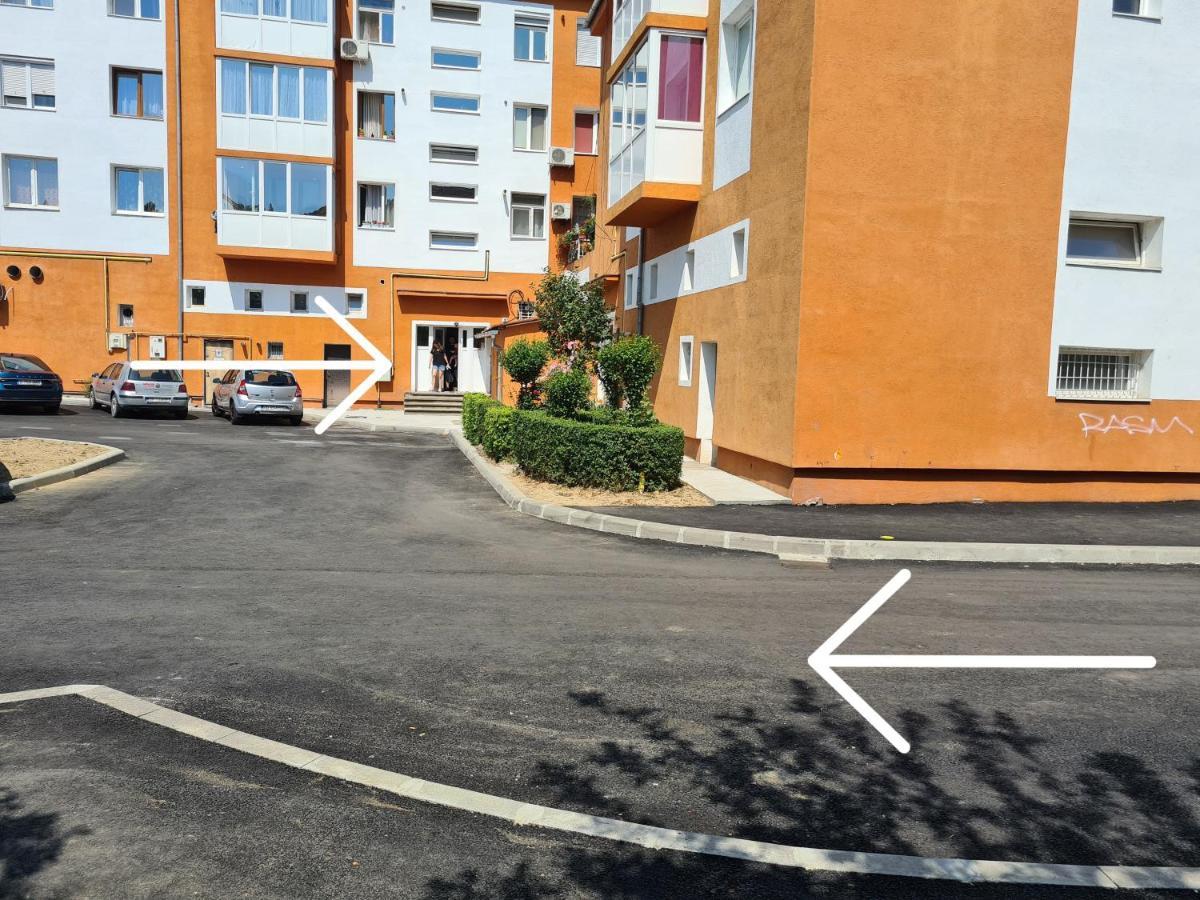 Apartament Ultra Central 1 Apartment Hunedoara Luaran gambar